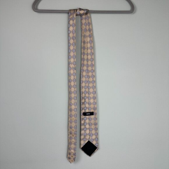 Hugo Boss 100% Silk Tie Black Label Made in Italy Gold Blue Geometric 58.5x3.25 - Picture 5 of 10